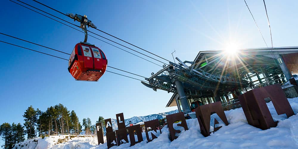 Pal Gondola Ski Lift